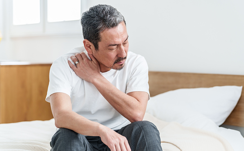 男性が老いを感じる年齢はどのくらい？ 心身の変化と前向きな備え方