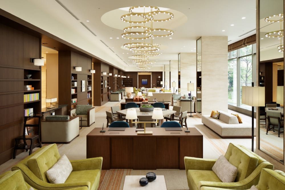 サンシティを選んだ理由～スタッフ編～ 緑豊かな美しい施設の中でこれまでの人生で最高の時間を